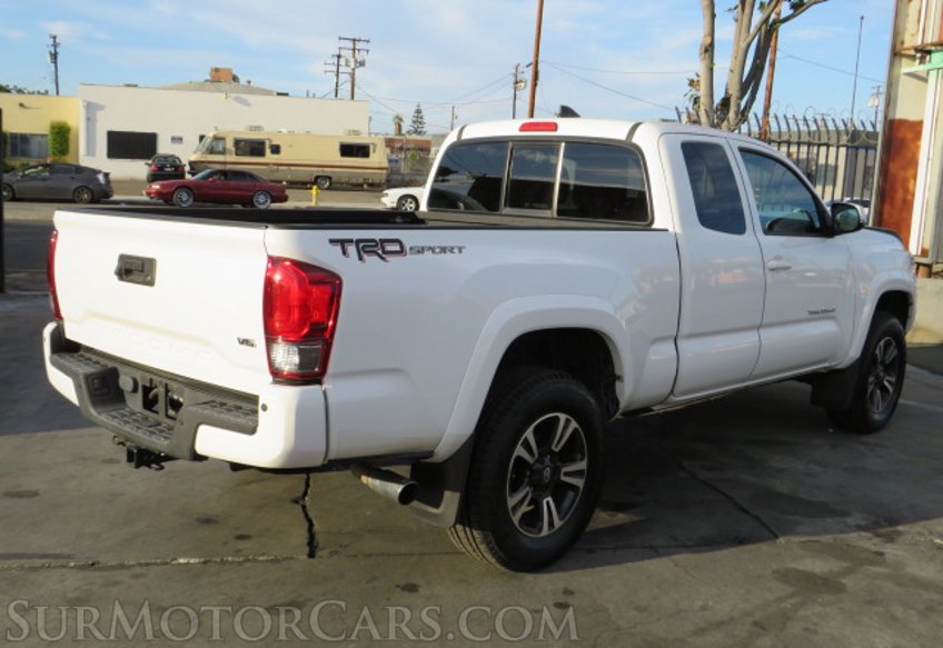 2017 Toyota Tacoma - Image 7