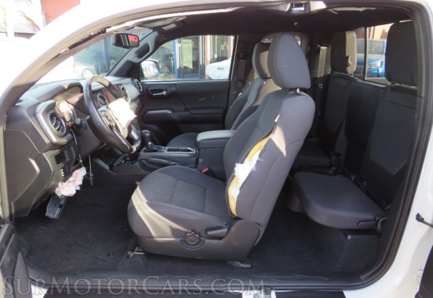 2017 Toyota Tacoma - Image 20