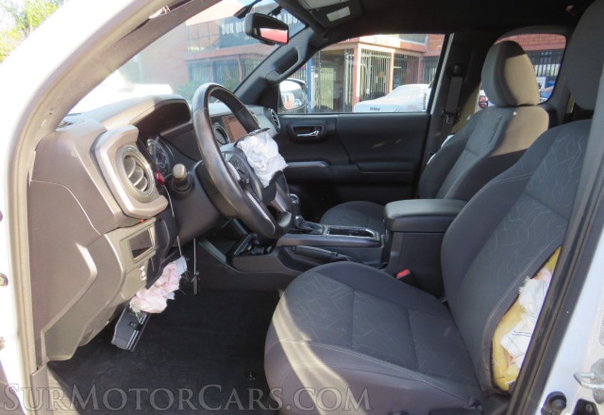 2017 Toyota Tacoma - Image 21