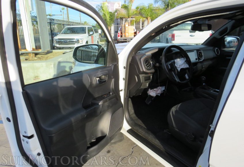 2017 Toyota Tacoma - Image 24