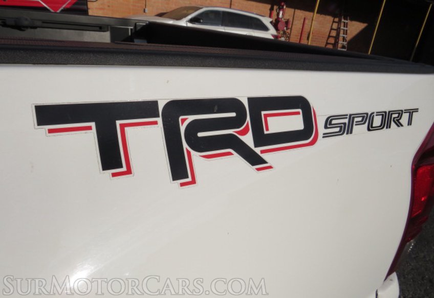 2017 Toyota Tacoma - Image 16