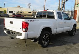 2017 Toyota Tacoma - Image 7