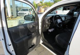 2017 Toyota Tacoma - Image 24