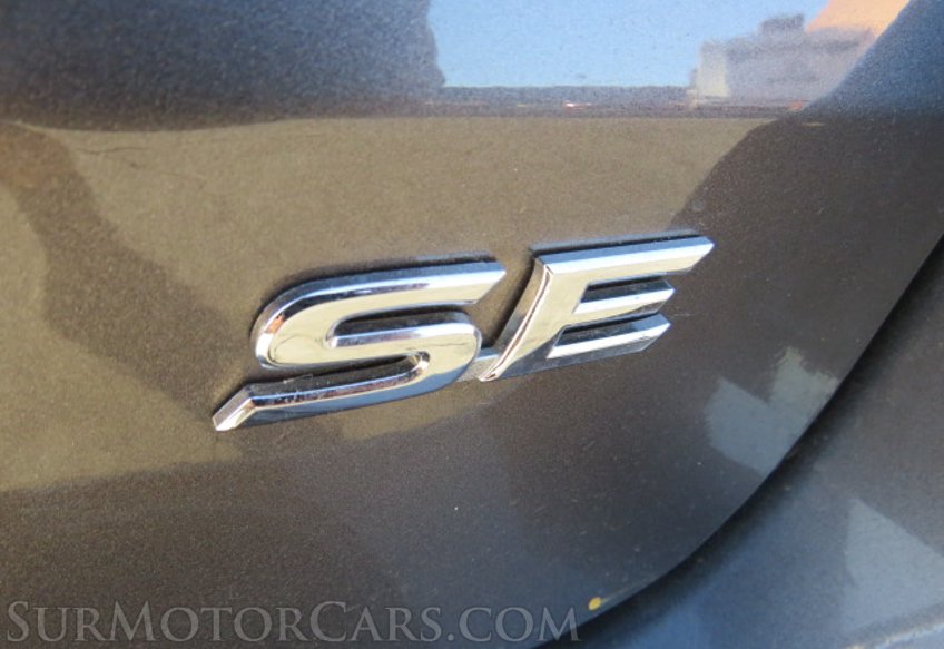 2020 Toyota Sienna - Image 16