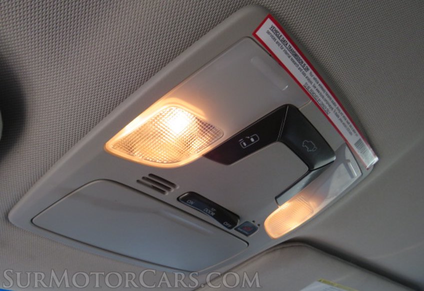 2020 Toyota Sienna - Image 46