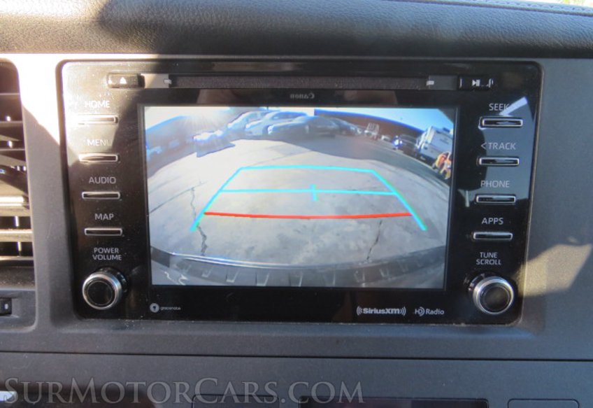 2020 Toyota Sienna - Image 40