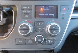 2020 Toyota Sienna - Image 41