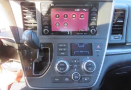 2020 Toyota Sienna - Image 39