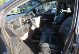 2020 Toyota Sienna - Image 23