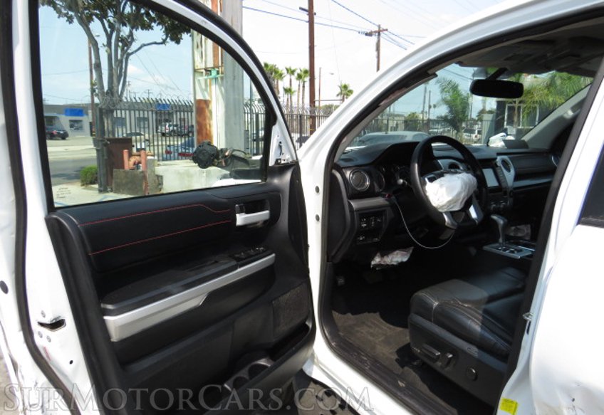2016 Toyota Tundra 4WD Truck - Image 25