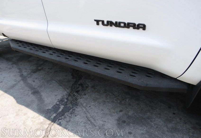 2016 Toyota Tundra 4WD Truck - Image 16