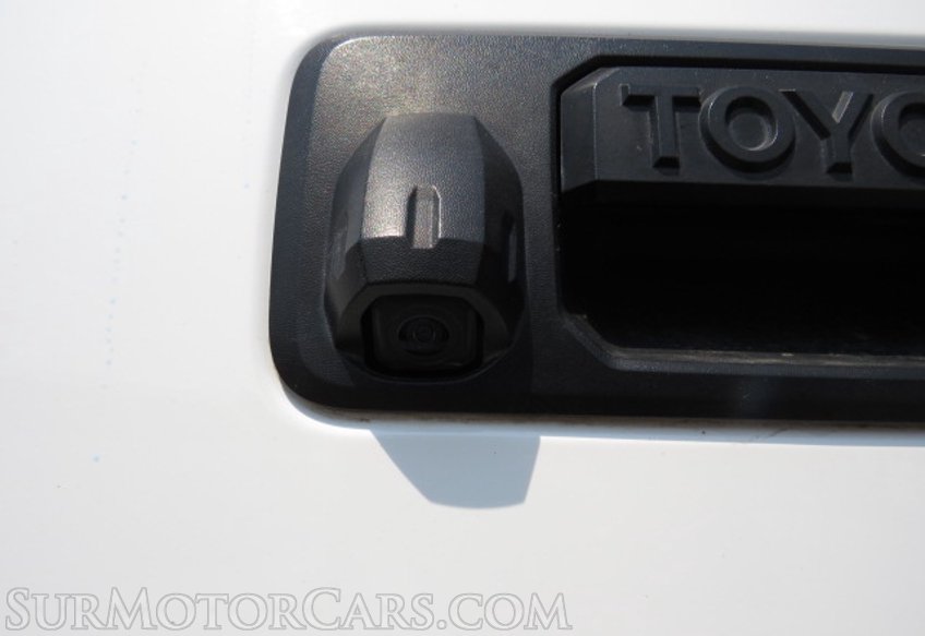 2016 Toyota Tundra 4WD Truck - Image 19