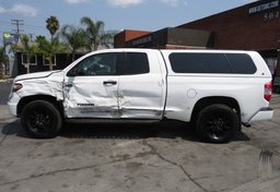 2016 Toyota Tundra 4WD Truck - Image 12