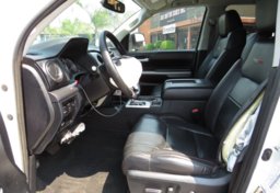 2016 Toyota Tundra 4WD Truck - Image 31