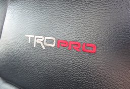 2016 Toyota Tundra 4WD Truck - Image 37