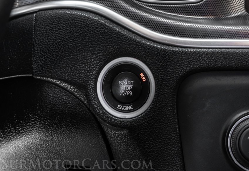 2016 Dodge Charger - Image 30