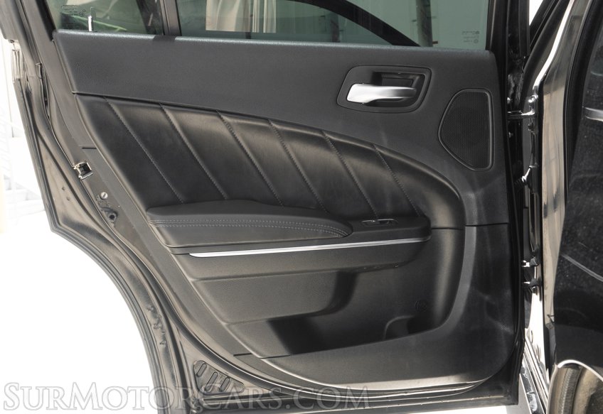 2016 Dodge Charger - Image 17