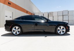 2016 Dodge Charger - Image 5