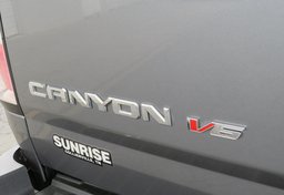 2018 GMC Canyon - Image 19