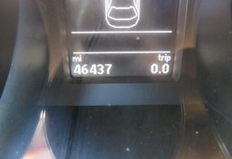 2017 Volkswagen Jetta - Image 29