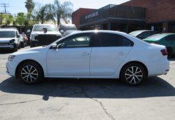 2017 Volkswagen Jetta - Image 6