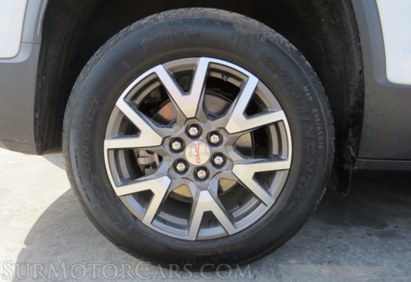 2020 GMC Acadia - Image 11