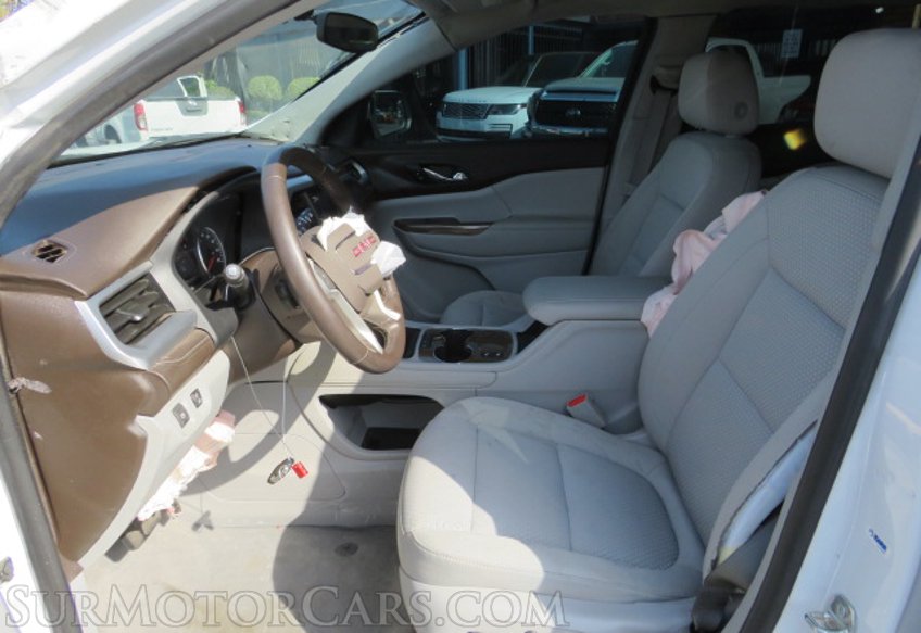 2020 GMC Acadia - Image 24