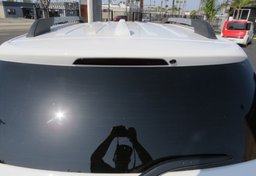 2020 GMC Acadia - Image 13