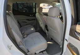 2020 GMC Acadia - Image 29