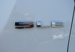 2020 GMC Acadia - Image 16