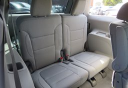 2020 GMC Acadia - Image 33