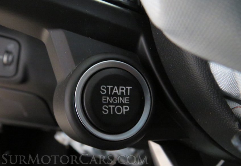 2022 Alfa Romeo Giulia - Image 41