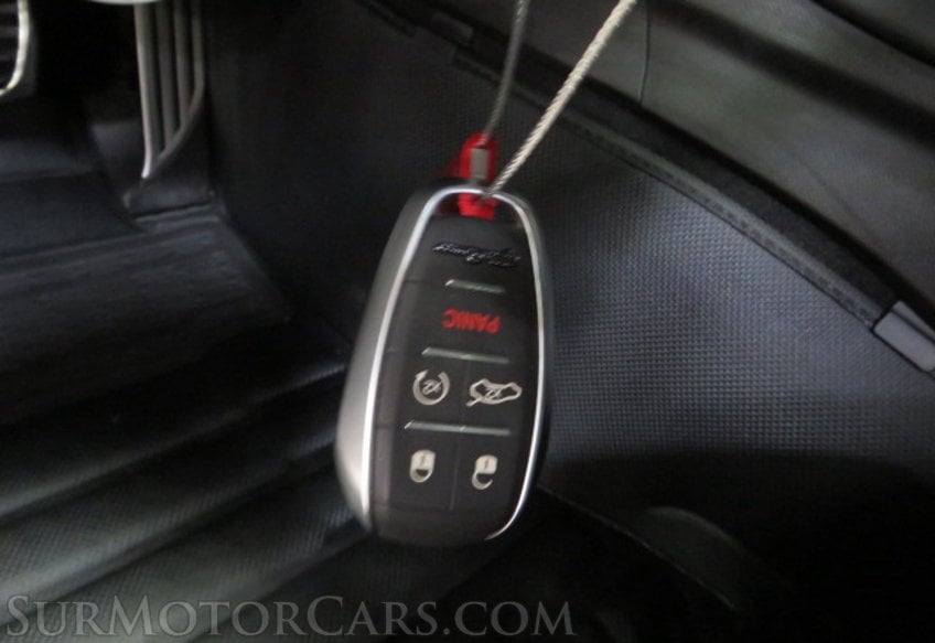 2022 Alfa Romeo Giulia - Image 40