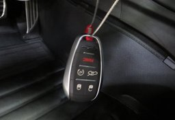 2022 Alfa Romeo Giulia - Image 40