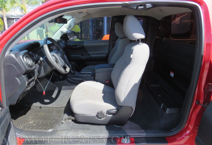 2018 Toyota Tacoma - Image 24