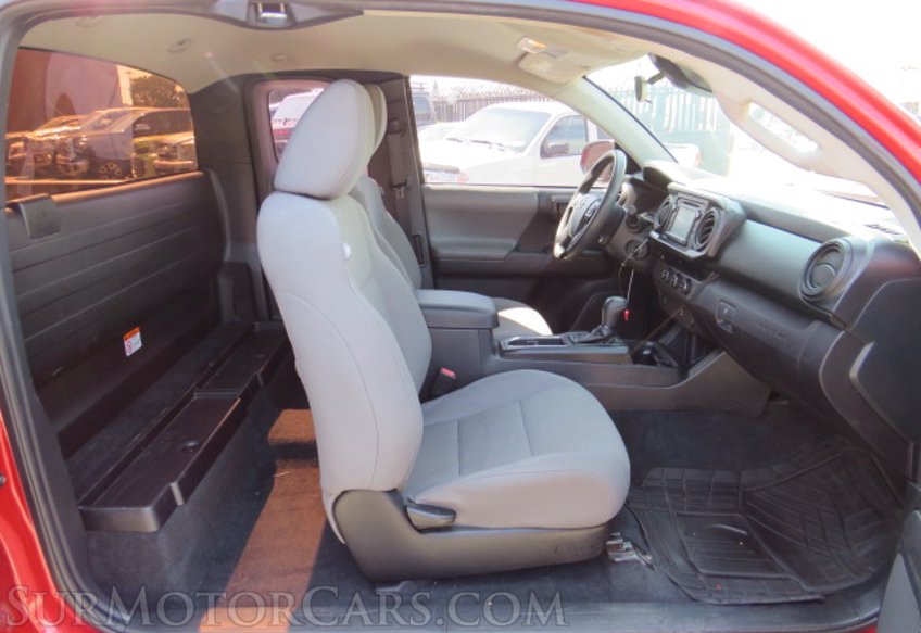 2018 Toyota Tacoma - Image 25