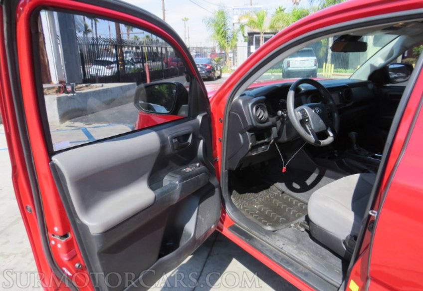 2018 Toyota Tacoma - Image 18