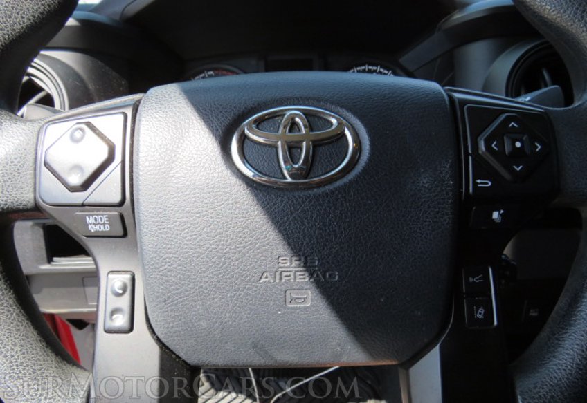 2018 Toyota Tacoma - Image 31