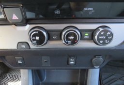 2018 Toyota Tacoma - Image 37