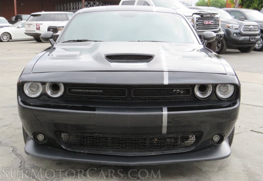 2019 Dodge Challenger - Image 9