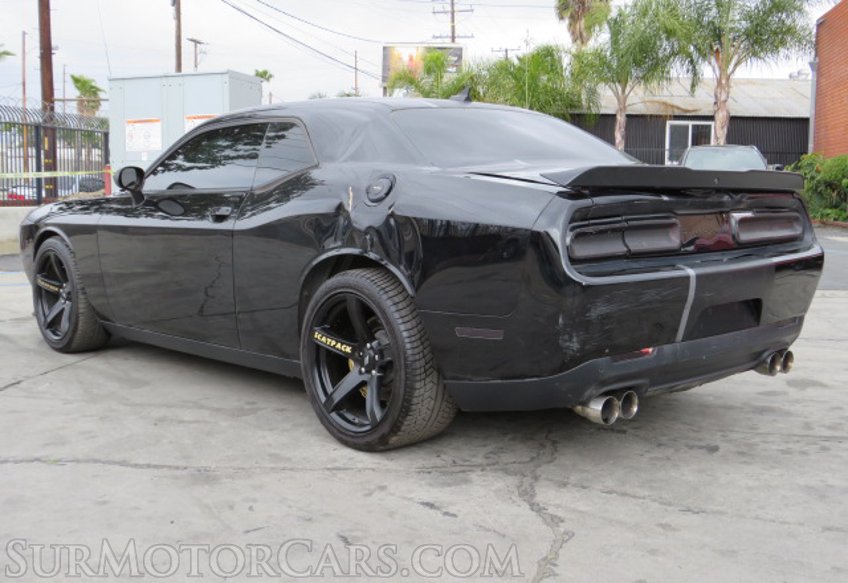 2019 Dodge Challenger - Image 8