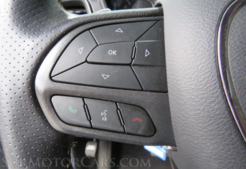 2019 Dodge Challenger - Image 32