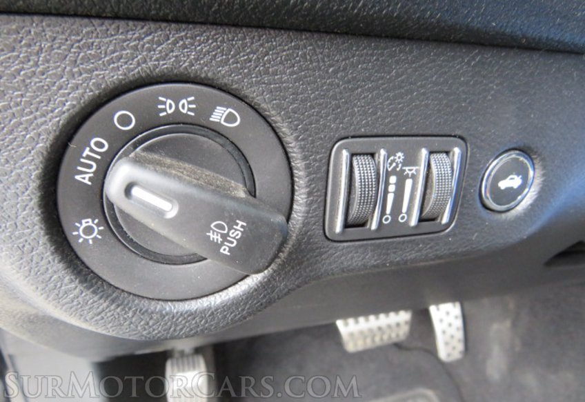 2019 Dodge Challenger - Image 36