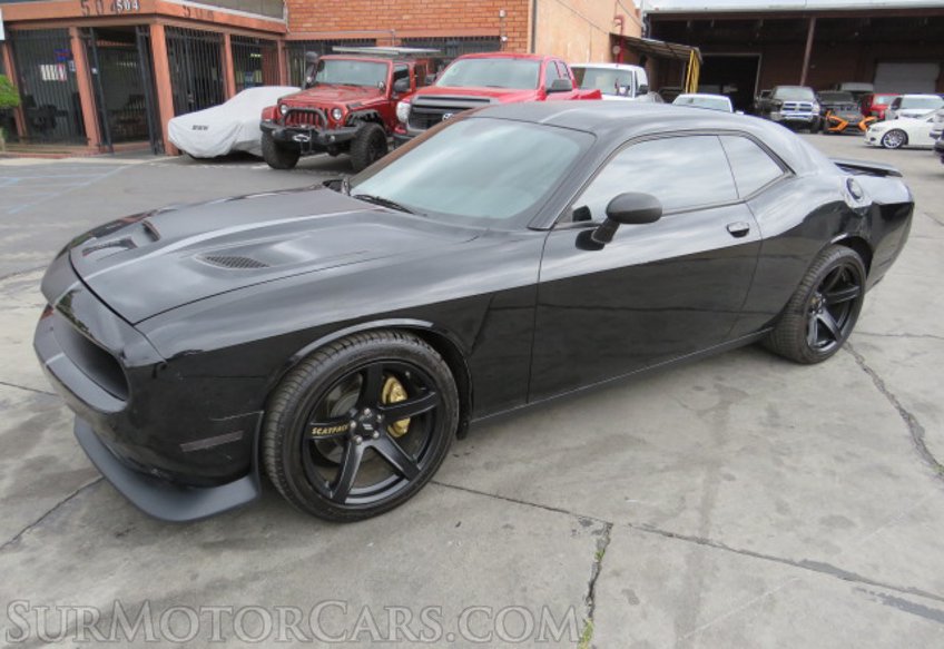 2019 Dodge Challenger - Image 2