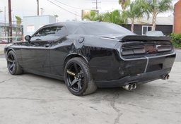2019 Dodge Challenger - Image 8