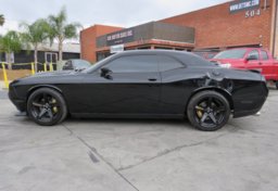 2019 Dodge Challenger - Image 12
