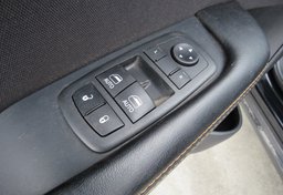 2019 Dodge Challenger - Image 38