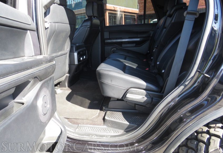 2019 Ford Expedition - Image 16