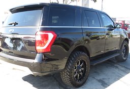 2019 Ford Expedition - Image 9