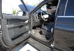 2019 Ford Expedition - Image 23